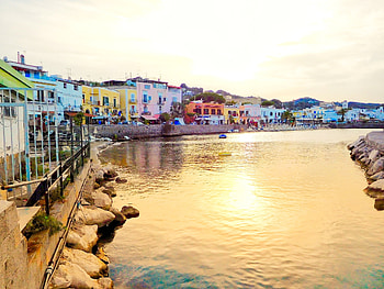 Houses by the sea Italy, Sea, House, Summer, Water, Italy, Holidays HD wallpaper