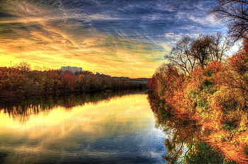 Golden river, blue, river, beauty, background, reflection, trees, water, sun, golden, landscape, r, beautiful, building, clouds, nature, sky, rivers HD wallpaper