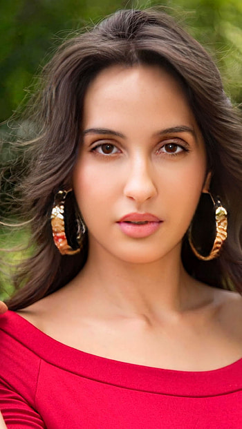 Nora fatehi, bollywood actress HD phone wallpaper