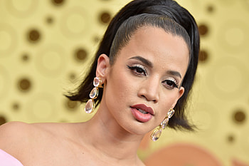 Dascha Polanco Emmy snub, Clarification statement, Black community support, Positive impact HD wallpaper