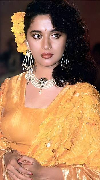 Madhuri Dixit, bollywood actress, saree beauty HD phone wallpaper