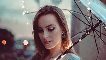 Women With Umbrella Lights , girls, model, umbrella HD wallpaper