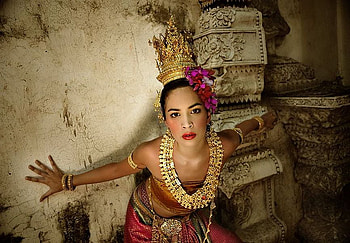 BEAUTY FROM INDONESIA, jewerly, indonesia, woman, beauty HD wallpaper