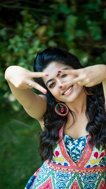 Rashmika Mandanna Ki, Beautiful Actress HD phone wallpaper