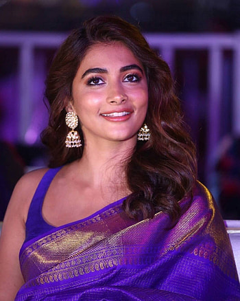 Pooja Hegde, face, lip HD phone wallpaper