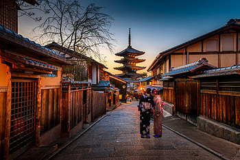 Kyoto Temple Dusk Scenery, Japan, Kyoto, Japanese, temple HD wallpaper