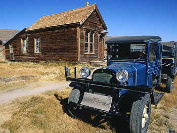 Old Dodge Truck, farm, old, dodge, truck HD wallpaper