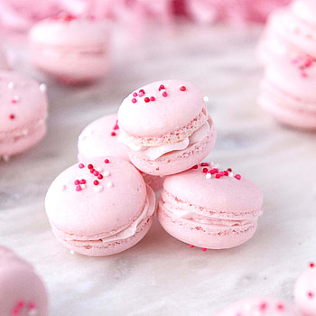 Sprinkles, Macarons HD phone wallpaper