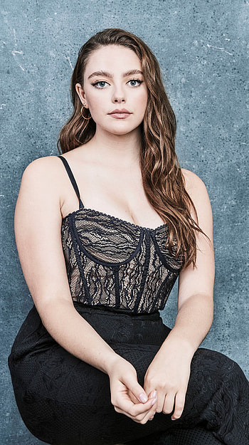 Danielle rose Russell, sexy gorgeous, model, hollywood actress, beautiful, cute face, cleavage HD phone wallpaper