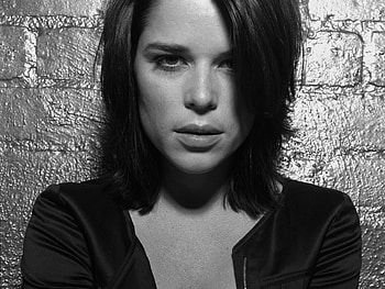 Monochrome Neve Campbell, Striking , Unique aesthetic, enhancement HD wallpaper