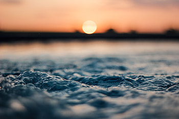 Body of water, sea waves, foam, close up, sunset HD wallpaper