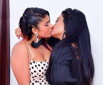 big kiss, lesbian, girls, kiss, love HD wallpaper
