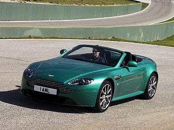 Aston Martin, Cars, Asphalt, Front View, Style, 2011, V8, Vantage HD wallpaper