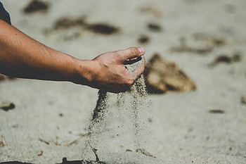 Beach, Sand, Hand, Miscellanea, Miscellaneous, Sprinkle, Rub HD wallpaper