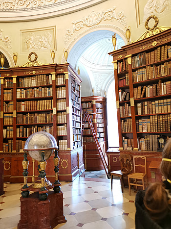 Klosterneuburg Library, Atlas, Austria, Biblioteca, Bibliothek, furniture, Globe, Bücherei, Österreich, Globus, Könyvtár HD phone wallpaper