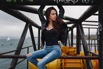 Jeans, arms up, jacket, girl model, outdoor HD wallpaper