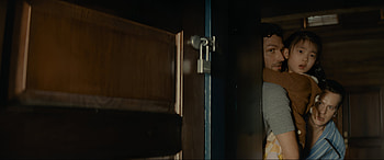 Knock at the Cabin Scene, movie, Knock at the Cabin HD wallpaper