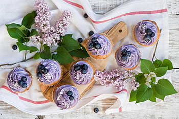 Food, Lilac, Bilberries, Cream, Cupcakes HD wallpaper