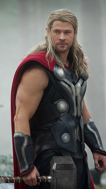 Chris Hemsworth, Thor Ragnarok HD phone wallpaper