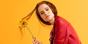 Madelaine Petsch Riverdale Season 2 hoot, madelaine-petsch, riverdale, tv-shows, celebrities, girls HD wallpaper