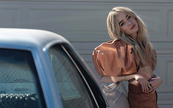 Sabrina Carpenter, American actress, hoot, bronze dress, American star, popular actress HD wallpaper