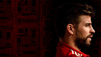 Gerard Pique, Football icon, Spanish defender, Trophy winner HD wallpaper