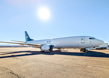 Mesa Airlines, First 737-400F, Cargo airline, Aviation industry HD wallpaper