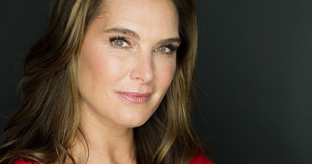 Brooke Shields, Beautiful face, Striking , High-quality HD wallpaper