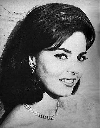 Michele Mercier, French beauty, Vintage fashion, Golden era HD phone wallpaper