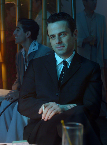 Luke Kirby, TV shows and movies, Captivating performances, Thriller genre HD phone wallpaper