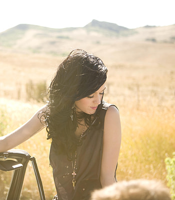 Celebrity, outdoor, Katy Perry, singer HD phone wallpaper