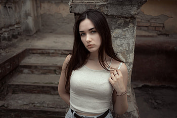 Beautiful Girl In White Tank Top, girls, model HD wallpaper