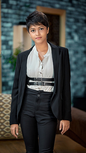 Yohani, srilankan singer HD phone wallpaper