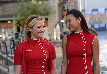 Demi Lovato, Naya Rivera tribute, Groundbreaking character, Queer representation HD wallpaper