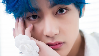 V (singer), BTS V , Striking design, Visual appeal HD wallpaper