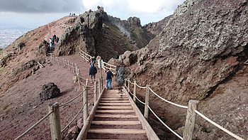 Vesuvio, Herculaneum or Pompei, Private tour HD wallpaper