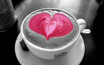 Coffee in Strawberry Foam, foam, coffee, heart, food, drink HD wallpaper