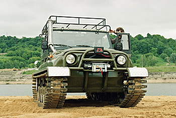 UAZ Off-Road Adventure: for Thrill Seekers, off-road, vehicle HD wallpaper