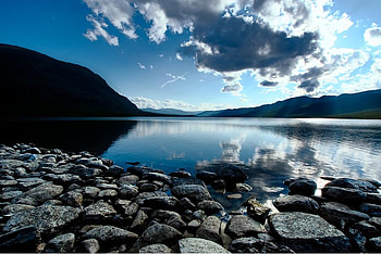 Lake, sky, nature, rocks HD wallpaper
