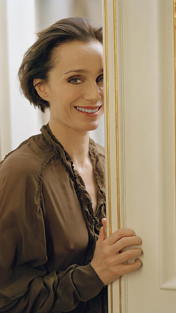 Kristin Scott Thomas, , High-quality , Beautiful backgrounds HD phone wallpaper