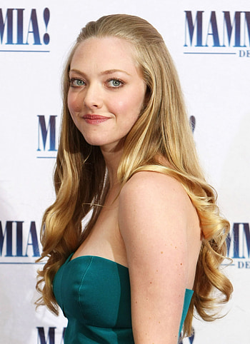 Amanda Seyfried, eye, Hollywood actress HD phone wallpaper
