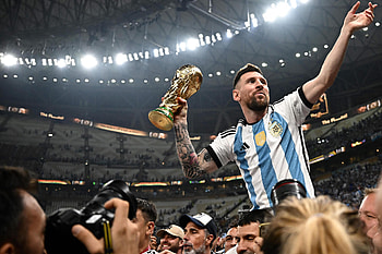 Leo Messi FIFA World Cup Champion, Argentina National Football Team, Lionel Messi, Sports, World Cup Trophy HD wallpaper