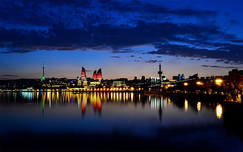Baku at night, Nightscapes, Stunning visuals, Day tours experiences HD wallpaper