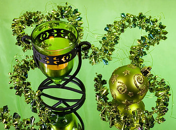 Holidays, Stones, Ball, Christmas Tree Toy, Candle, Green Background, Candlestick HD wallpaper