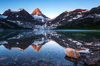 Lake Magog with Mt. Assiniboine, Banff NP, mountains, reflection, water, Canada HD wallpaper