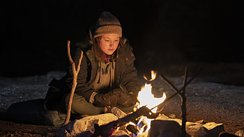 Ellie Campfire Scene - The Last of Us, Bella Ramsey, Ellie (The Last of Us), TV Show, The Last Of Us HD wallpaper