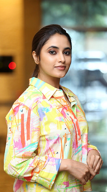 Priyanka Arul Mohan, fashion design, street fashion, doctor Tamil movie HD phone wallpaper