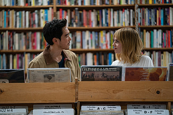 Greatest Hits Movie Scene with Lucy Boynton and Justin H. Min, movie, The Greatest Hits, Lucy Boynton, Justin H. Min HD wallpaper