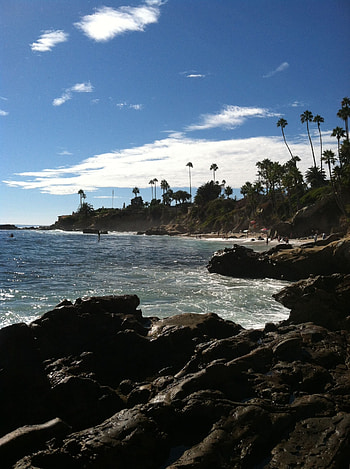 Laguna Beach, California coastal paradise, Beach lover's dream, Serene coastal retreat HD phone wallpaper
