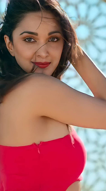 Kiara Advani, bollywood actress, sexy lips HD phone wallpaper